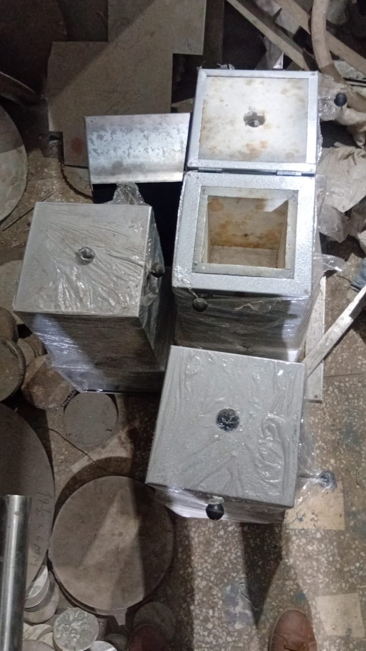Melting machine housing manufactured by AHMAD ENGINEERING WORKS